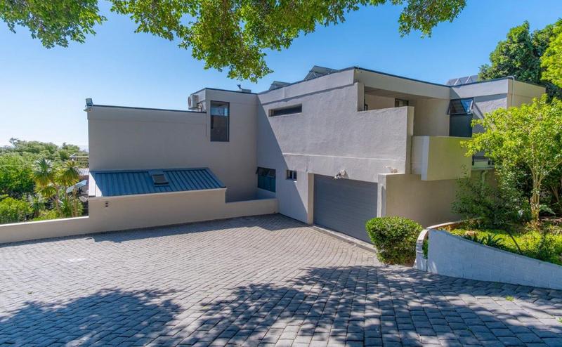 4 Bedroom Property for Sale in Camps Bay Western Cape